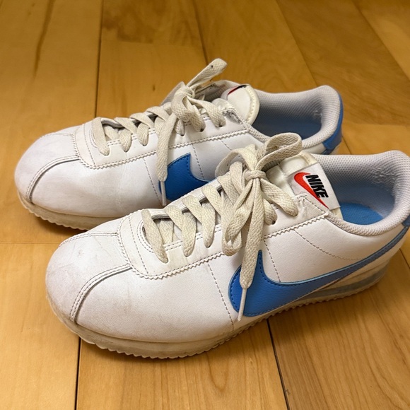 Nike Cortez - Picture 1 of 3